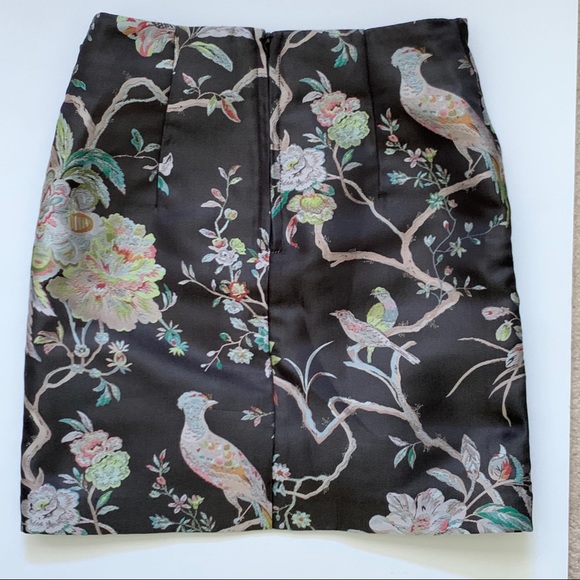 Mini skirt - Picture 4 of 4